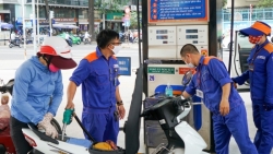 Đề xuất cho phép doanh nghiệp bán lẻ xăng dầu đươc lấy từ nhiều nguồn