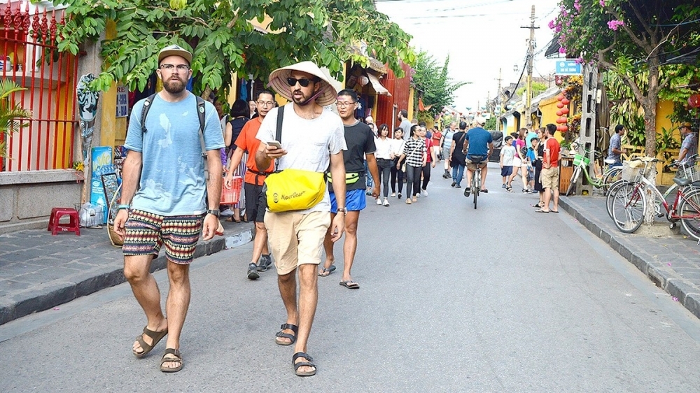 Du lịch Việt Nam đón gần 3,7 triệu khách quốc tế trong 4 tháng đầu năm