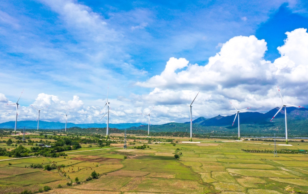 Bộ Công thương duyệt giá mua điện của 15 nhà máy năng lượng tái tạo