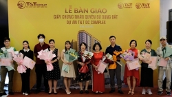 cu dan tt dc complex chinh thuc nhan ban giao giay chung nhan quyen su dung dat