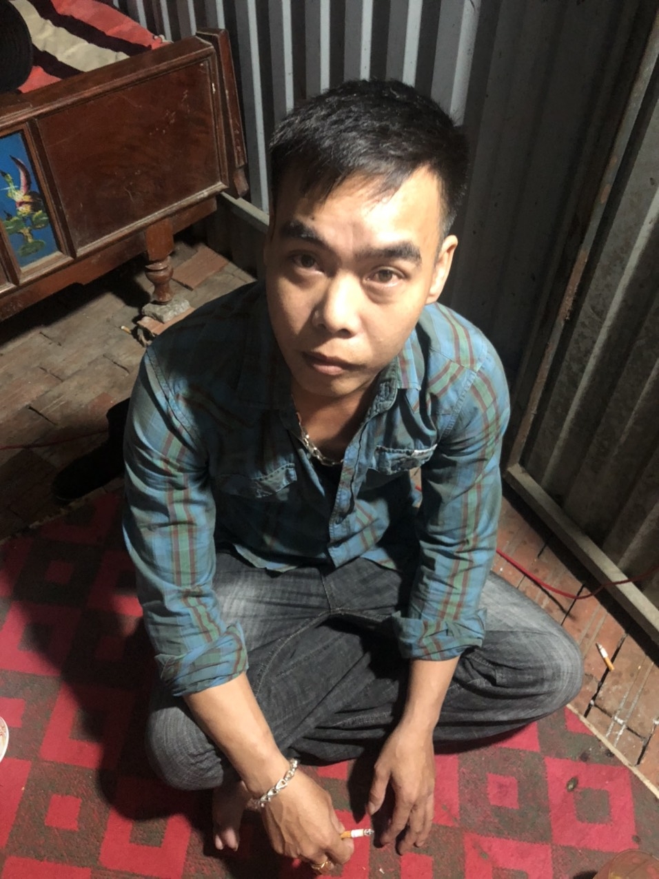 Bắc Giang: Đối tượng truy nã bị bắt giữ ngay trên chiếu bạc