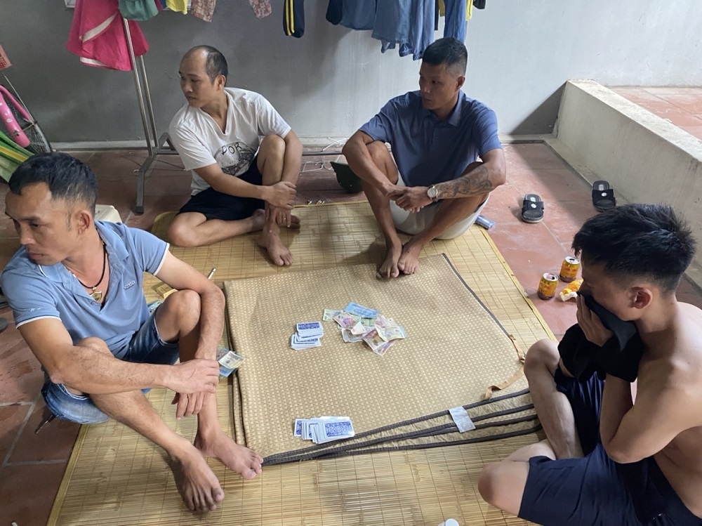 Bắc Giang: Bắt quả tang 4 đối tượng đánh 'Sâm' ăn tiền