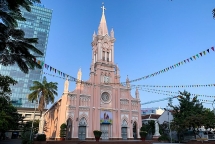 Nhà thờ Chính Toà Đà Nẵng tạm đóng cửa, không đón tiếp du khách vì lo ngại dịch Corona