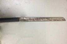 Đang ngồi uống cà phê, nam thanh niên bị chém lún sọ