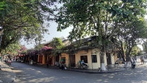 Sau ca dương tính với SARS-CoV-2, phố cổ Hội An tạm dừng hoạt động bán vé tham quan