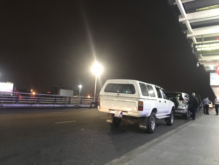 Khách đang cách ly ở Quảng Nam lại chở ra sân bay Đà Nẵng