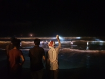 Đã tìm thấy thi thể 2 học sinh bị sóng cuốn mất tích khi tắm biển ở Đà Nẵng