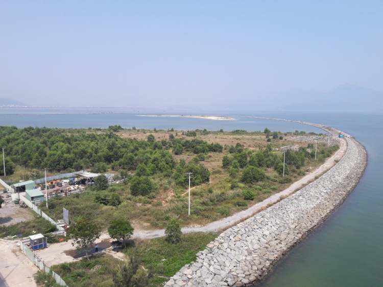 da nang nguoi dan keo den truoc du an the sunrise bay de doi nha