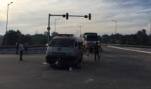 Đà Nẵng: Xe chở quan tài tông xe máy, 2 người nhập viện cấp cứu