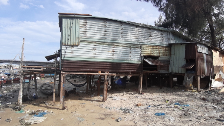 long be trai phep rac thai bua vay vinh man quang da nang