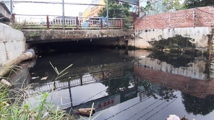 Đà Nẵng: Công trình hơn 100 tỷ không thể xử lý nước thải vì… bị ngập