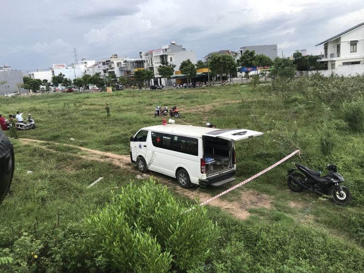 da nang phat hien thi the nam thanh nien duoi gam cau nghi soc ma tuy