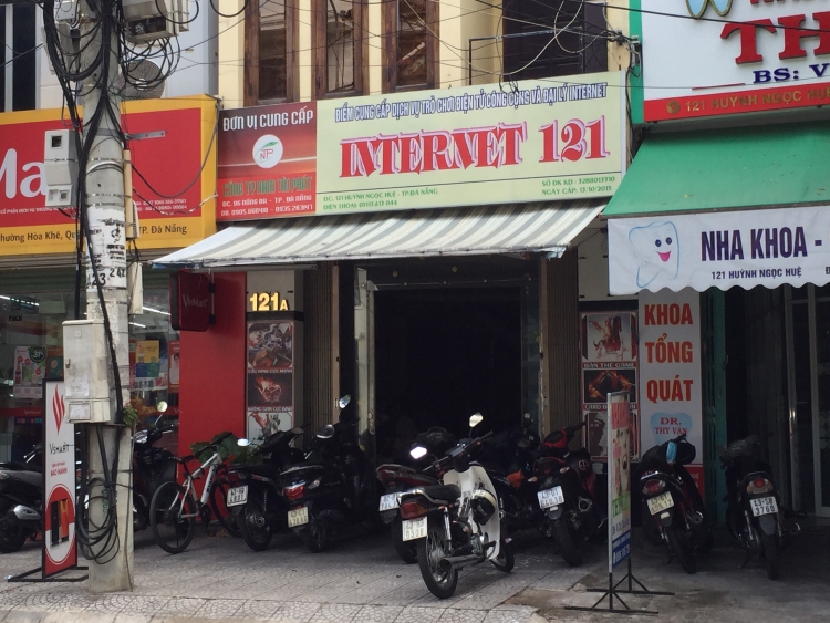 Đà Nẵng: Truy xét 2 đối tượng “khủng bố” tiệm game để đòi nợ