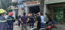 Đà Nẵng: Cửa hàng gạch men bất ngờ bốc cháy ngùn ngụt