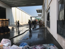 Đà Nẵng: Cháy kho chứa phế liệu bao bì, 2 nữ công nhân phải cấp cứu