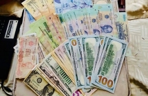 Đà Nẵng: Tiếp viên trả lại túi xách hàng chục triệu đồng bị khách bỏ quên trên tàu SE3