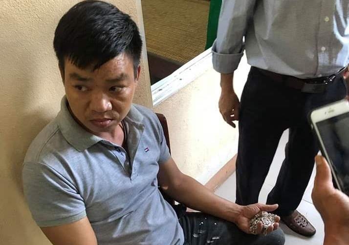 Đà Nẵng: Tóm gọn đối tượng vào trường học trộm dây chuyền của học sinh