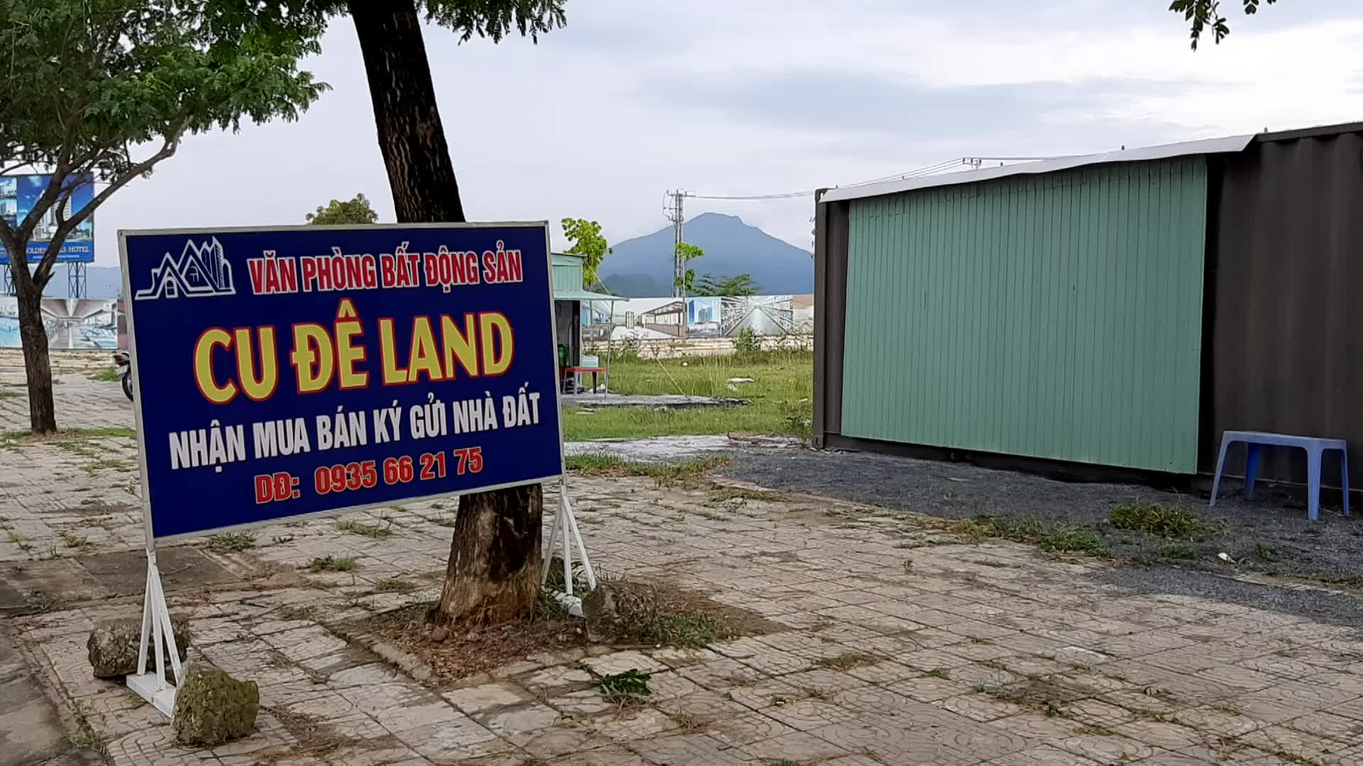 Xóa sổ hơn 300 ki-ốt bất động sản mọc trái phép trong khu đô thị Golden Hills Đà Nẵng