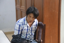 Bắt khẩn đối tượng dùng kim tiêm dọa chủ nhà