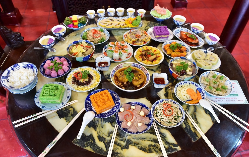 54 món ăn trong mâm cỗ Tết 3 miền tại TP.HCM