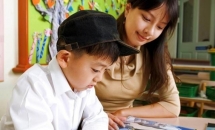 Tại sao cha mẹ thấy trẻ lề mề vào buổi sáng