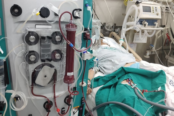 Nữ bệnh nhân nguy kịch vì bỏ điều trị ăn thực dưỡng đã tử vong