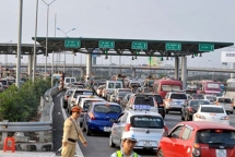 Bộ GTVT chỉ đạo mở cửa trạm thu phí dịp Tết khi ùn tắc