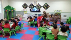 Trường học ở Hà Nội linh hoạt giải pháp ứng phó với rét đậm, rét hại