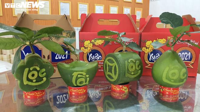 Ảnh: Ngắm những quả bưởi tạo hình ‘độc, lạ’ để chơi Tết