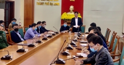 Quảng Ninh họp khẩn, cho học sinh toàn tỉnh nghỉ học sau ca mắc Covid-19