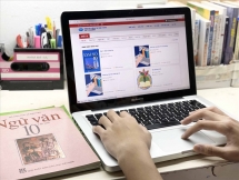 Phòng tránh dịch corona, nhiều trường tổ chức học trực tuyến