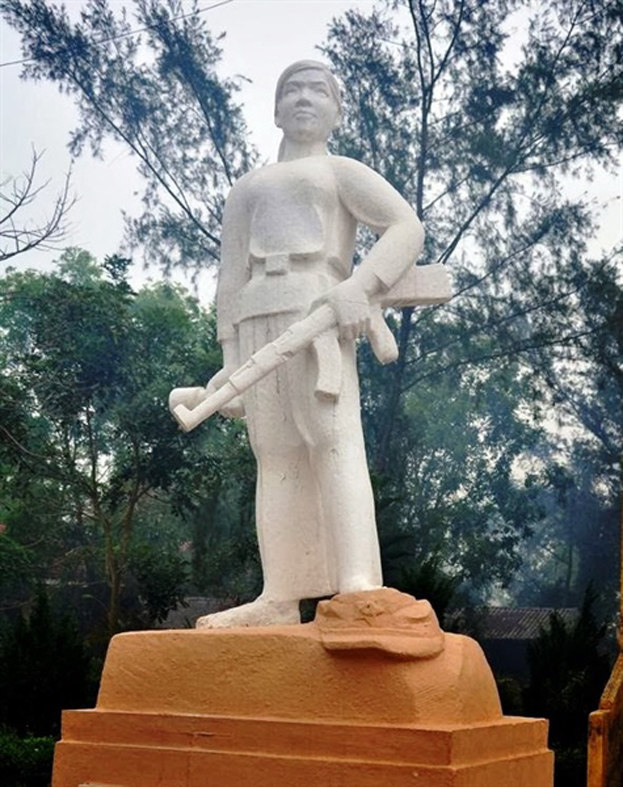 Đài tưởng niệm Pò Hèn - khúc tráng ca bất tử Đài tưởng niệm Pò Hèn - khúc tráng ca bất tử