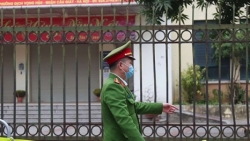 Công chứng viên mắc Covid-19 bay vào TPHCM, gặp nhiều người