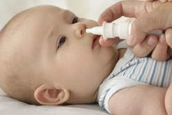 Viêm mũi họng ở trẻ em: Cẩn trọng khi dùng thuốc