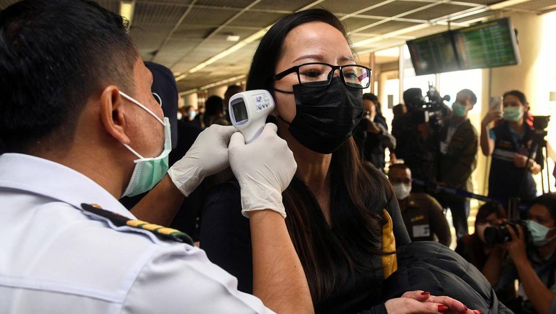 dich covid 19 dien bien phuc tap so ca nhiem o chau au tang vot