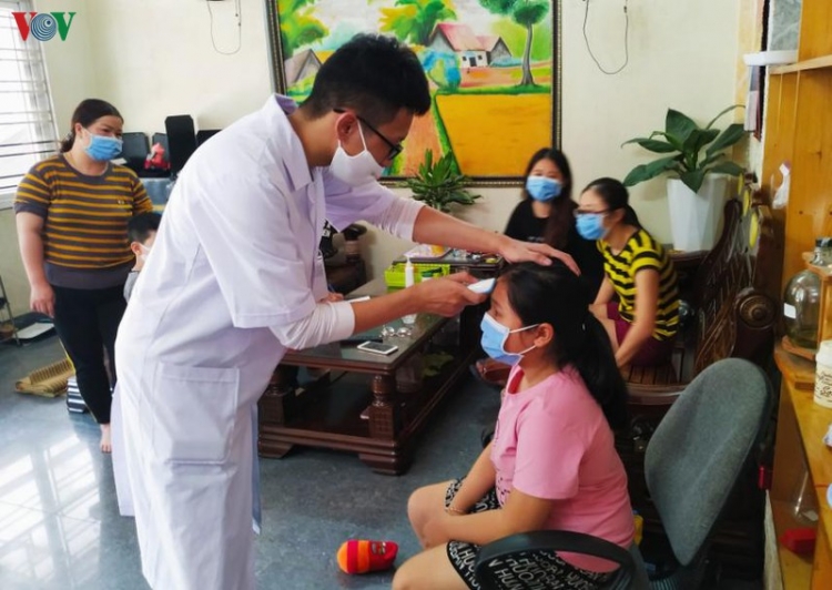 Chống Covid-19: Quảng Ninh khám sức khỏe tại nhà cho hơn 300.000 dân