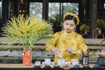 Ngày Xuân nói chuyện thưởng Trà