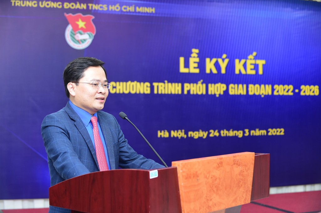 Bí thư thứ nhất Trung ương Đoàn Nguyễn Anh Tuấn phát biểu tại chương trình