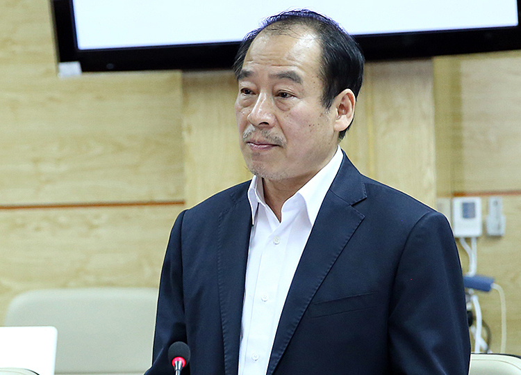 Chuyên gia y tế: "Đừng chủ quan khi ca nhiễm mới giảm"