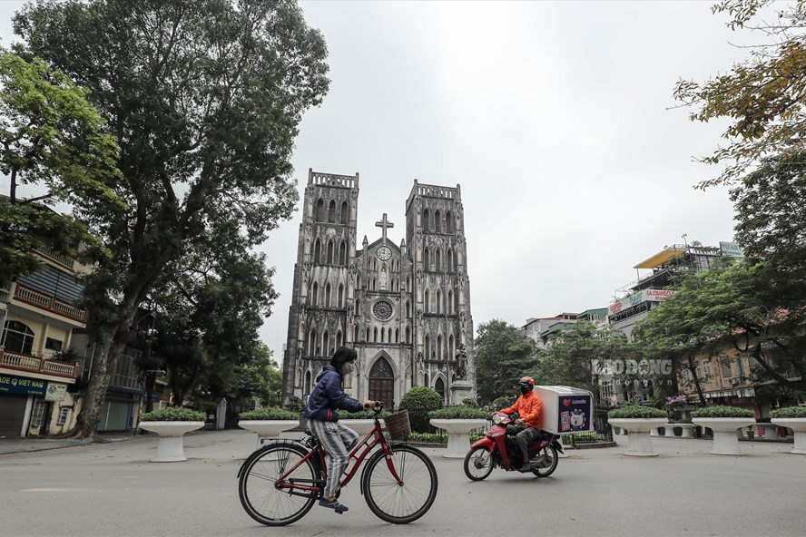 ban chi dao quoc gia de xuat cach ly xa hoi o ha noi them 1 tuan