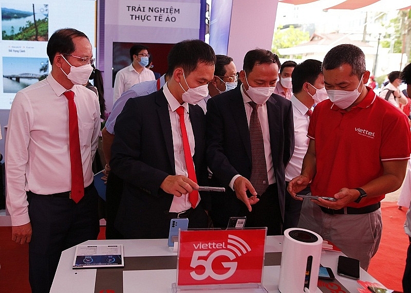 Viettel khai trương mạng 5G tại Thừa Thiên Huế, cung cấp 5G trên iPhone