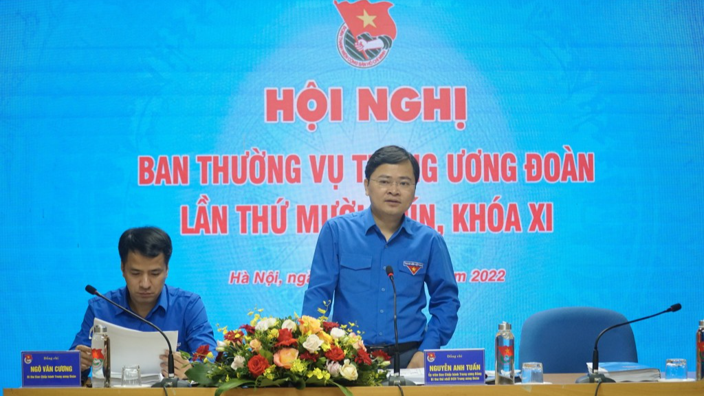 Bí thư thứ nhất Trung ương Đoàn Nguyễn Anh Tuấn phát biểu tại hội nghị