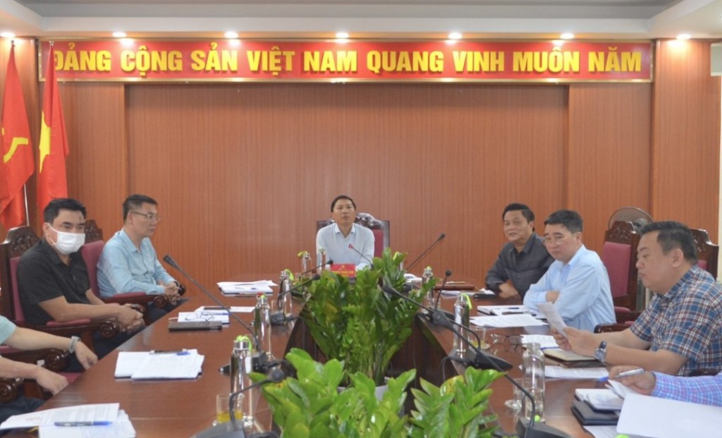 Huyện ủy làm việc với chủ đầu tư Dự án Khu đô thị thung lũng Hoa Hồng