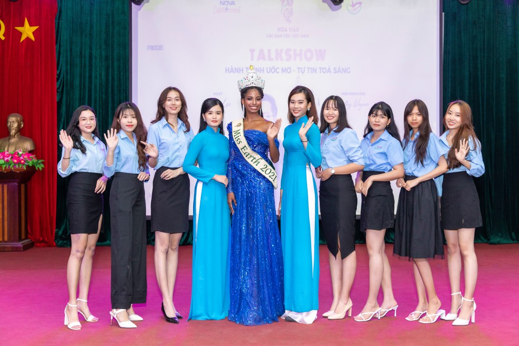 “Hành trình ước mơ tỏa sáng” thu hút sinh viên đến “Hoa hậu các Dân tộc Việt Nam 2022”