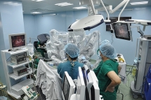 Địa phương kêu Bộ Y tế 