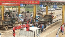 Dân vây trạm thu phí cao tốc Hòa Lạc-Hòa Bình, Bộ GTVT ra công điện khẩn