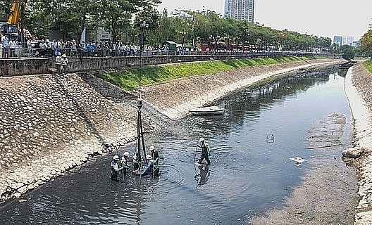 nhat ban ap dung cong nghe than ky lam sach nuoc song to lich