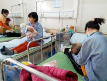 Hà Nội: Gần 1.200 ca mắc sởi, 224 ca mắc sốt xuất huyết