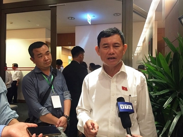 quoc hoi ban luat giao duc dai bieu quan tam gian lan thi cu au dam bao luc hoc duong