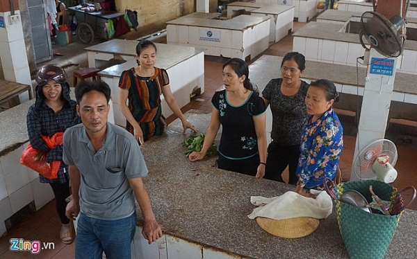 giua dich ta lon chau phi mot xa o thanh hoa cam ban thit lon